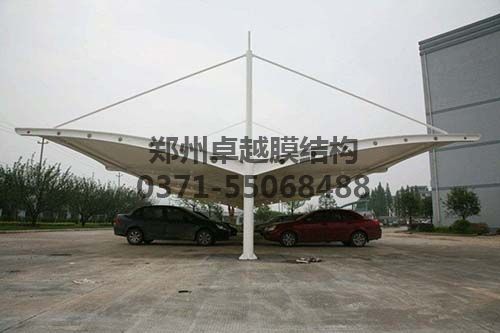 某單位T字型膜結構車(chē)棚