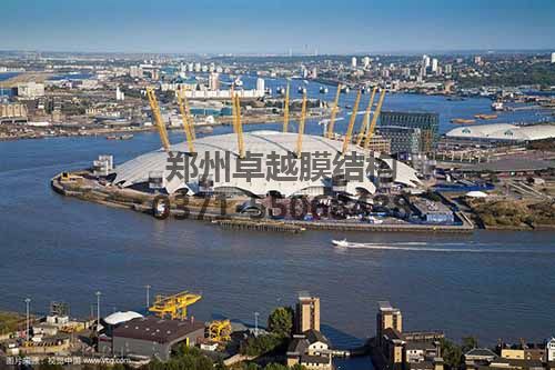 被譽(yù)為倫敦明珠的千年穹頂遠眺圖