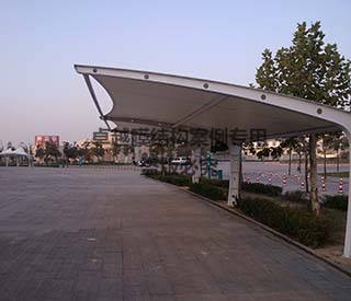 鄭州御泉陵園膜結構車(chē)棚/廣告棚