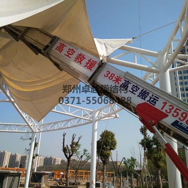 新鄭中興廣場(chǎng)膜結構景觀(guān)裝膜