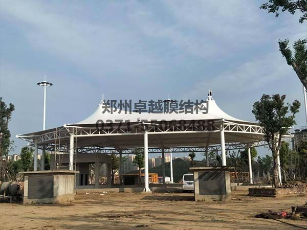 新鄭中興廣場(chǎng)膜結構景觀(guān)完工照
