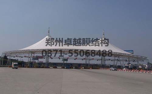 膜結構收費站造型藝術(shù)柔美