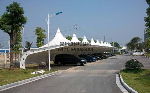 膜結構車(chē)棚