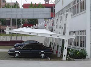 <font color='red'>膜結構車(chē)棚</font>夏季正確的維護措施