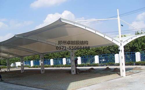 河南省平頂山實(shí)驗高中膜結構車(chē)棚