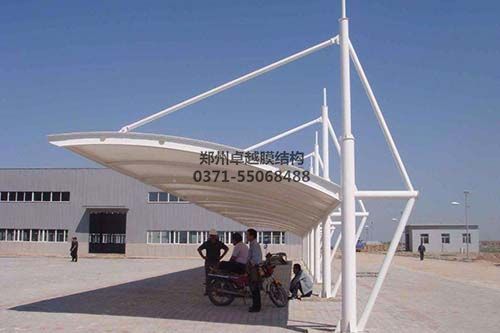 焦作市鴿德新材料公司膜結構車(chē)棚
