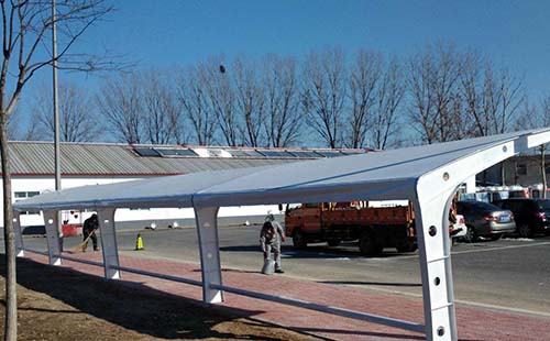 鞏義站街中心地稅所膜結構車(chē)棚