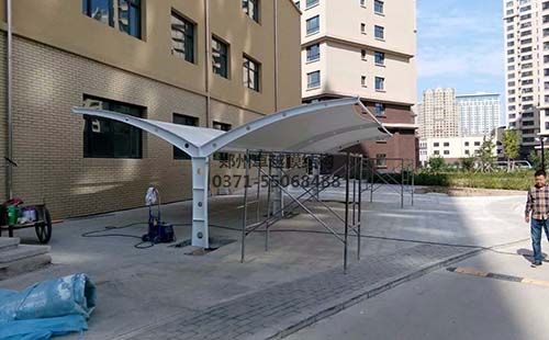 漯河福民香樟園膜結構車(chē)棚