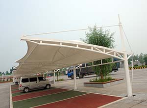 新鄭<font color='red'>膜結構車(chē)棚</font>【廠(chǎng)家直銷(xiāo)】新鄭膜結構停車(chē)棚,張拉膜車(chē)棚