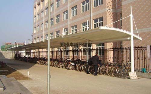 長(cháng)治裕豐花苑膜結構車(chē)棚