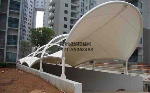 地下車(chē)庫出入口膜結構施工周期短