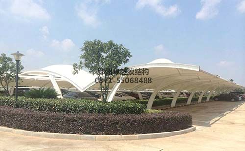 太原國樾龍城膜結構車(chē)棚