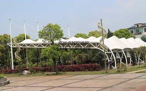室外籃球場(chǎng)膜結構桁架設計