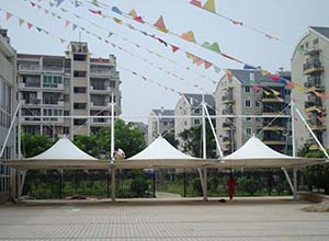 呂梁<font color='red'>膜結構車(chē)棚</font>【案例】呂梁膜結構停車(chē)棚廠(chǎng)家,張拉膜車(chē)棚