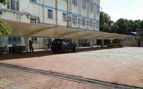 晉城鴻鳳苑膜結構車(chē)棚