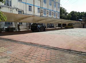 晉城<font color='red'>膜結構車(chē)棚</font>【廠(chǎng)家直銷(xiāo)】晉城膜結構停車(chē)棚,張拉膜車(chē)棚