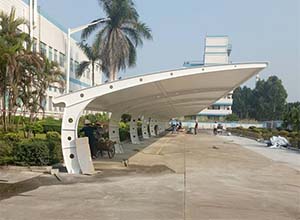 <font color='red'>膜結構車(chē)棚</font>事故的3點(diǎn)原因及預防措施