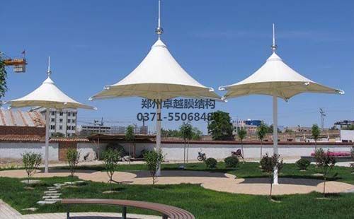 某社區廣場(chǎng)膜結構遮陽(yáng)棚