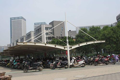 雙側斜拉型膜結構車(chē)棚