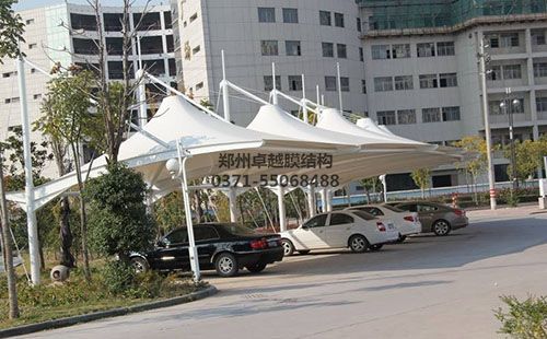 帽頂型膜結構車(chē)棚