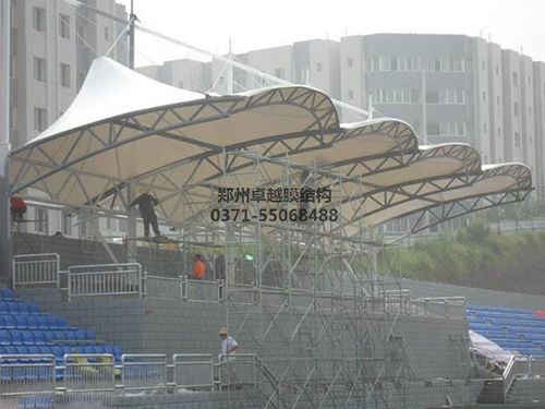 保定樂(lè )凱中學(xué)膜結構看臺