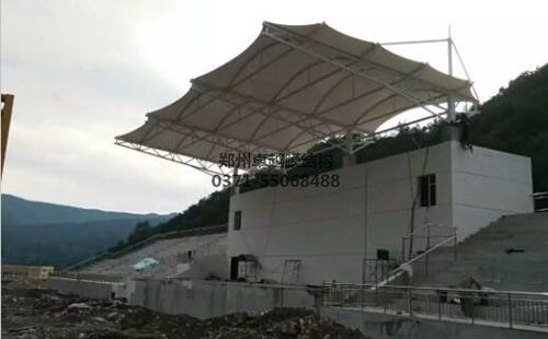 唐山體育運動(dòng)學(xué)校膜結構看臺