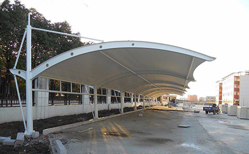 駐馬店市白云紙業(yè)有限公司膜結構車(chē)棚