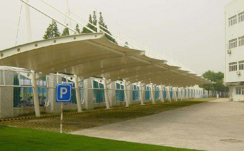 三門(mén)峽華陽(yáng)食品公司膜結構車(chē)棚