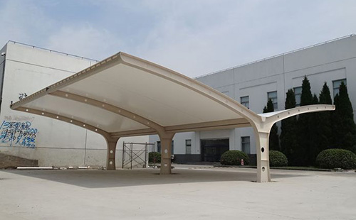 鞏義光華耐火材料公司膜結構車(chē)棚
