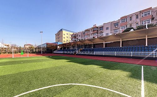 冠英實(shí)驗中學(xué)膜結構看臺整體完工圖