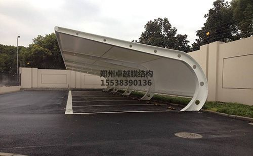 邢臺新翔金屬材料科技公司車(chē)棚