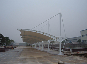 秦皇島<font color='red'>膜結構車(chē)棚</font>【北方管業(yè)公司等】施工案例