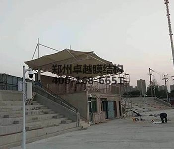 平?jīng)?font color='red'>膜結構看臺</font>【平?jīng)龃髮W(xué)等】設計施工案例