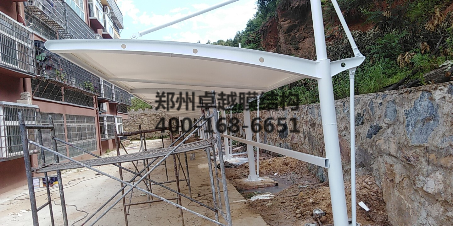 信陽(yáng)新縣膜結構車(chē)棚