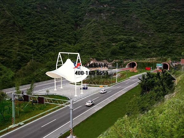 滄州<font color='red'>膜結構車(chē)棚</font>【滄州東塑集團股份有限公司】工程實(shí)例