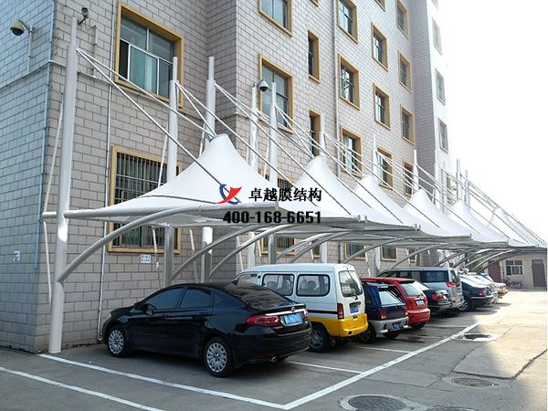  咸陽(yáng)<font color='red'>膜結構車(chē)棚</font>【咸陽(yáng)市天然氣總公司-停車(chē)棚】設計施工案例