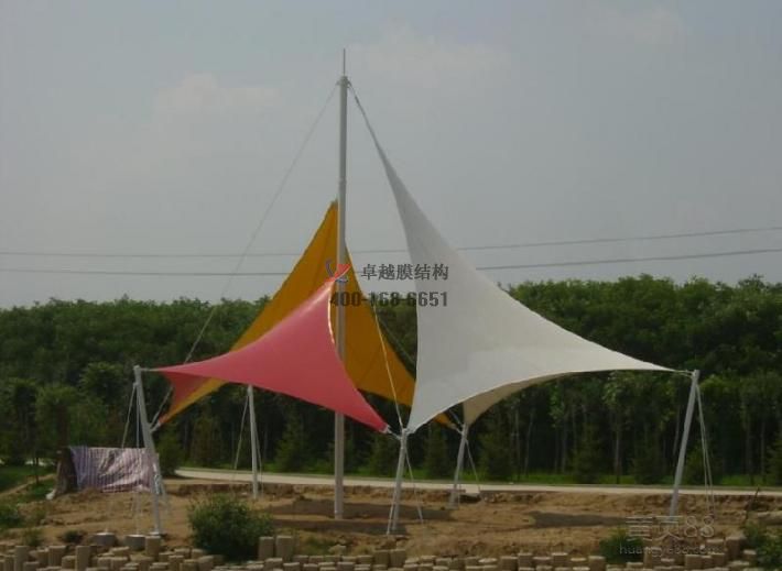 荊門(mén)張拉<font color='red'>膜結構景觀(guān)</font>小品【案例圖片】 　　