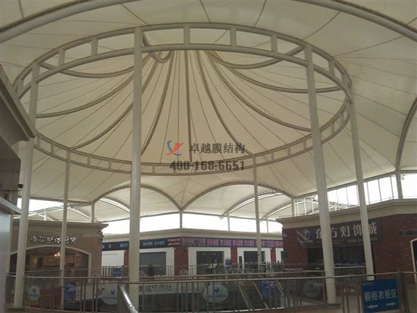 襄陽(yáng)膜結構頂棚ETFE透光膜商業(yè)街案例