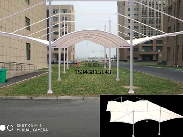 合肥<font color='red'>膜結構車(chē)棚</font>【生產(chǎn)廠(chǎng)家】