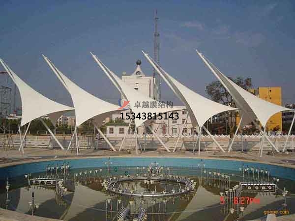 連云港景觀(guān)<font color='red'>張拉膜結構</font>遮陽(yáng)棚【生產(chǎn)廠(chǎng)家】