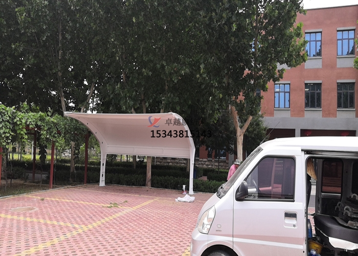 鄭州中原環(huán)保污泥廠(chǎng)膜結構車(chē)棚