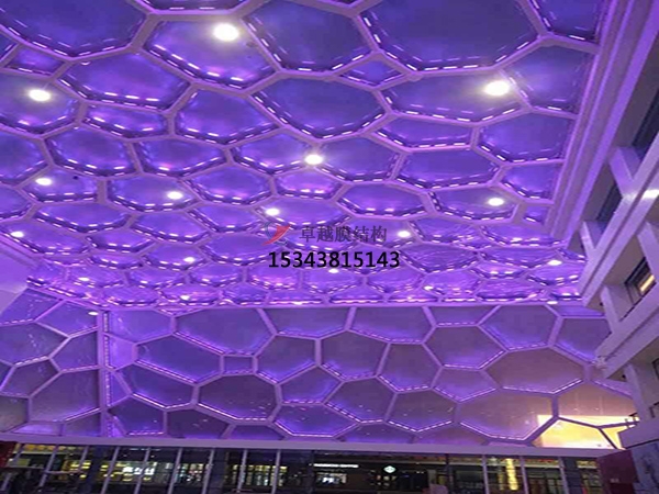 延安<font color='red'>張拉膜結構</font>專(zhuān)業(yè)生產(chǎn)【生產(chǎn)廠(chǎng)家】 　　