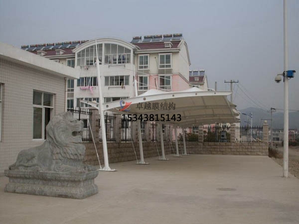 榆林<font color='red'>膜結構車(chē)棚</font>【遮陽(yáng)棚廠(chǎng)家】