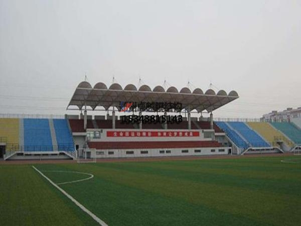 肅南裕<font color='red'>膜結構看臺</font>雨棚生產(chǎn)設計安裝