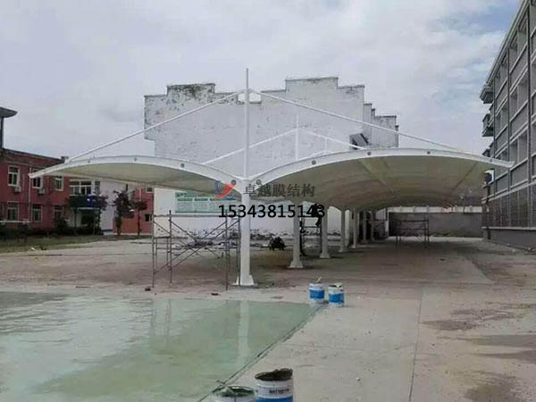 黃龍膜結構停車(chē)棚【生產(chǎn)銷(xiāo)售】遮陽(yáng)棚雨棚