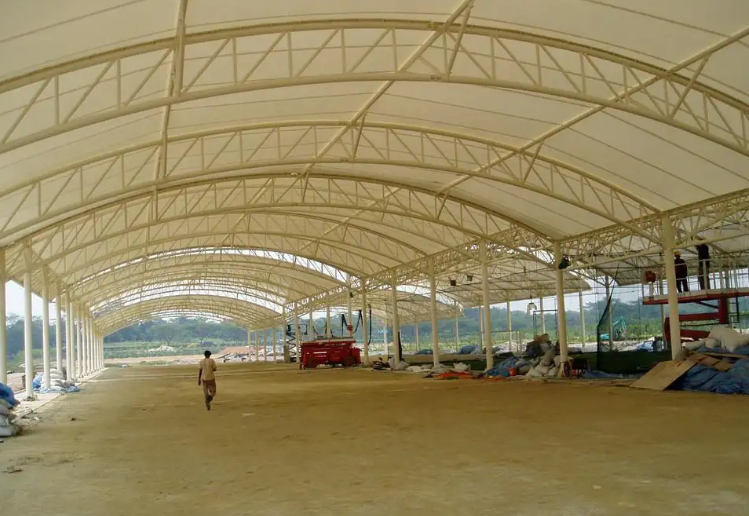 不看不知道，<font color='red'>膜結構車(chē)棚</font>的好處這么多