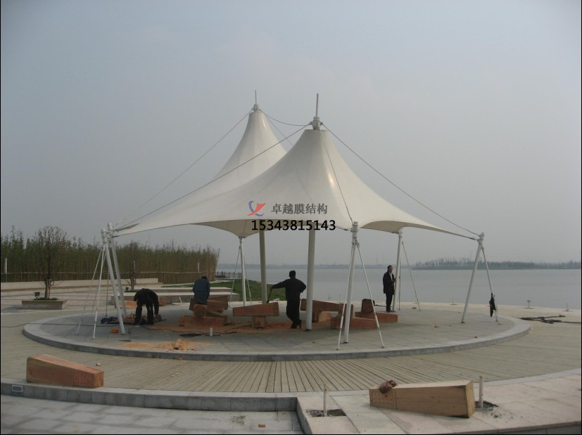鄭州<font color='red'>膜結構景觀(guān)</font>張拉膜遮陽(yáng)頂蓋【生產(chǎn)廠(chǎng)家】