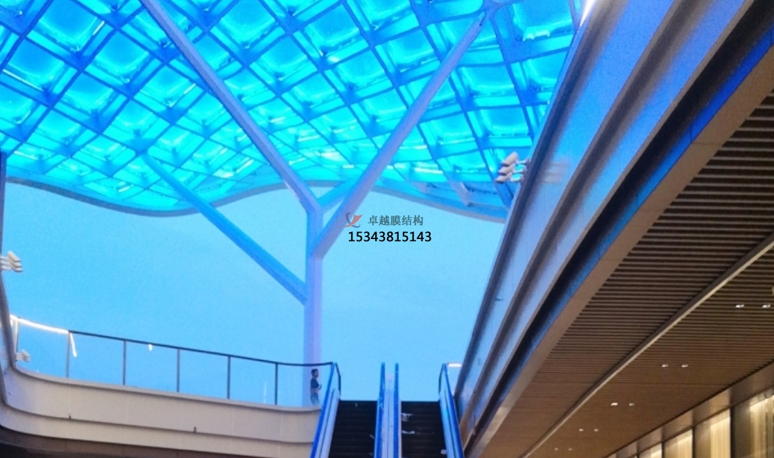 云浮<font color='red'>膜結構公司</font>商業(yè)街膜結構——云浮膜結構廠(chǎng)家