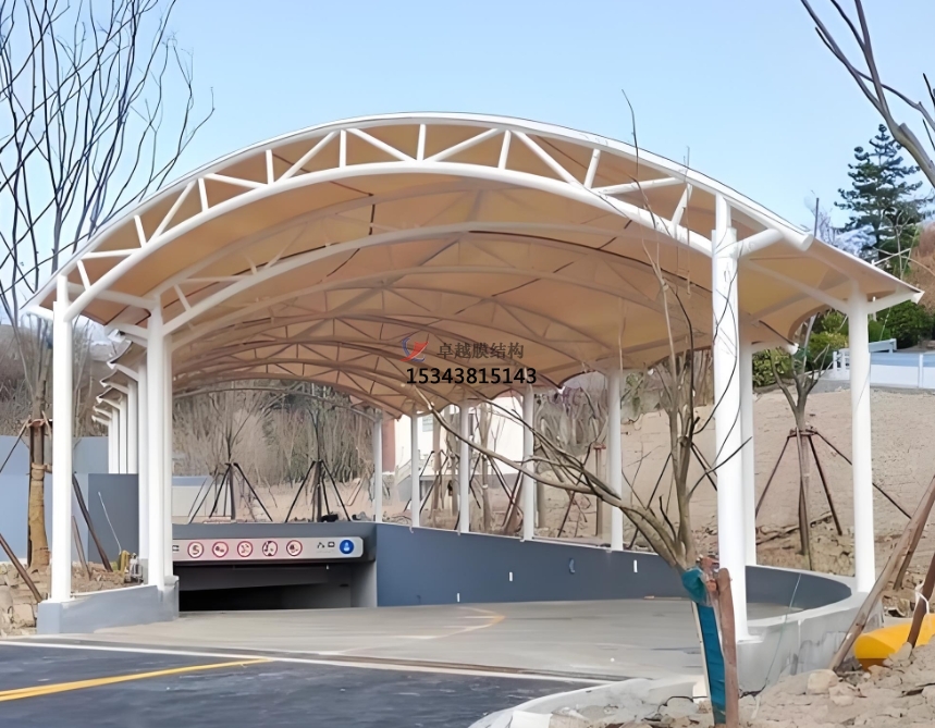 綏化<font color='red'>膜結構公司</font>【地下車(chē)庫出入口雨棚】綏化膜結構廠(chǎng)家