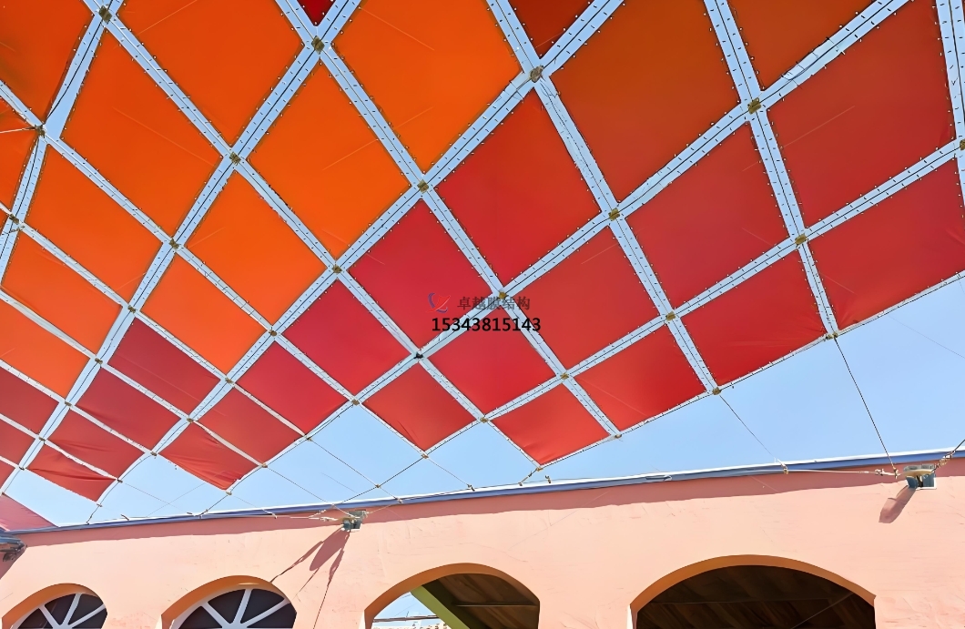 吐魯番<font color='red'>膜結構公司</font>【索膜結構】吐魯番膜結構廠(chǎng)家